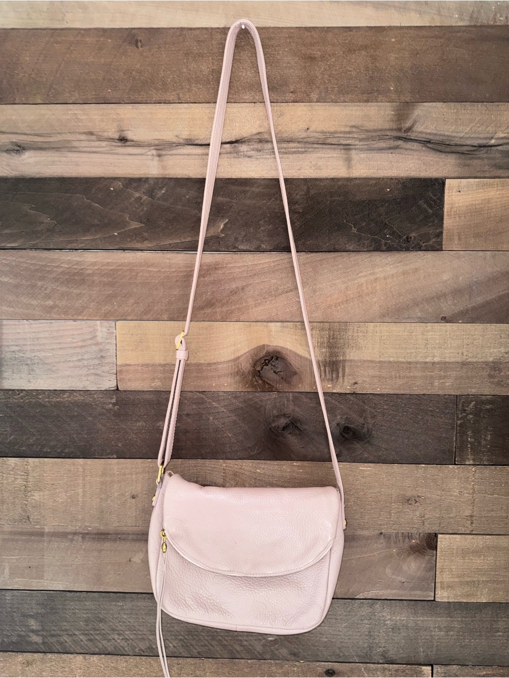 HOBO Fern Messenger Crossbody Bag - Light Pink